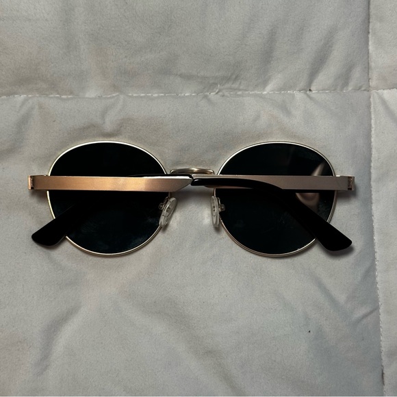 EUC Green Goddess Sunglasses - Picture 3 of 4